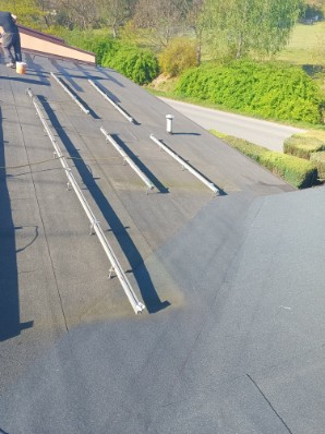Prace przygotowawcze na połaci