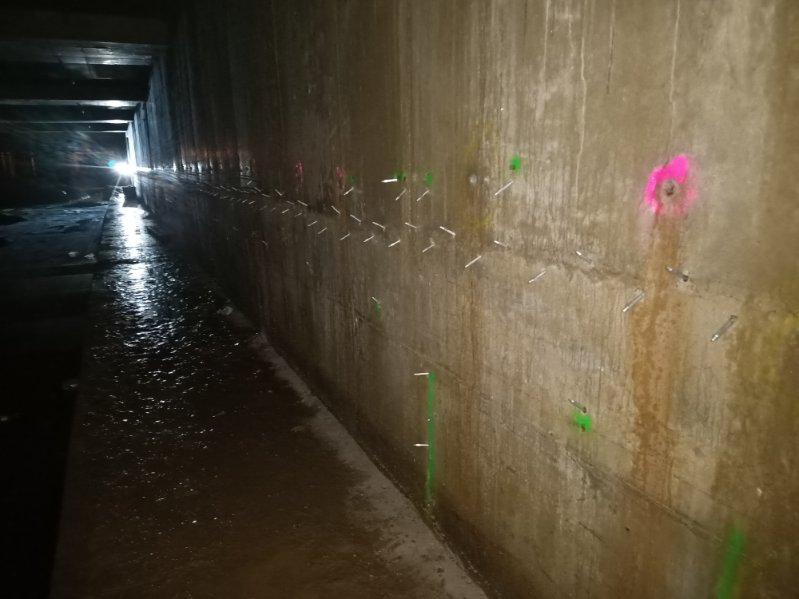 Widok na strop po iniekcji