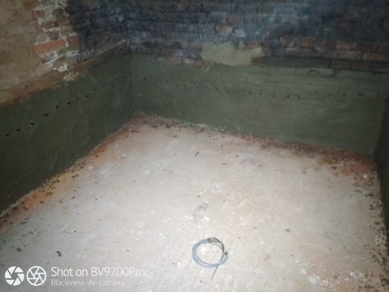 Iniekcja ciśnieniowa piwnicy w Krakowie